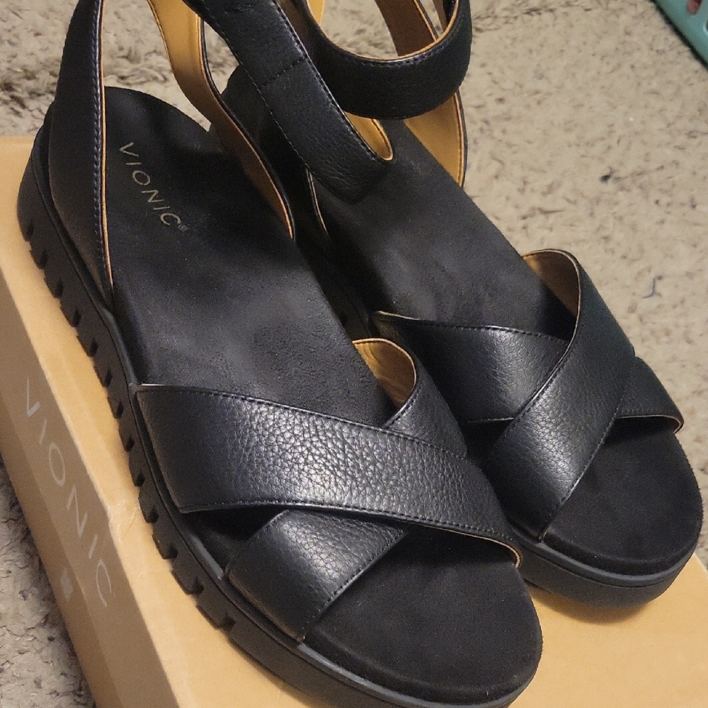 Vionic Women's Black CO Sandals